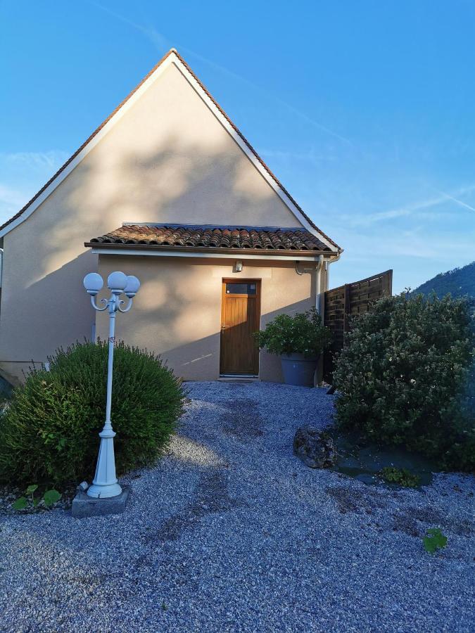 Gite La Baronniere Castels Exterior photo